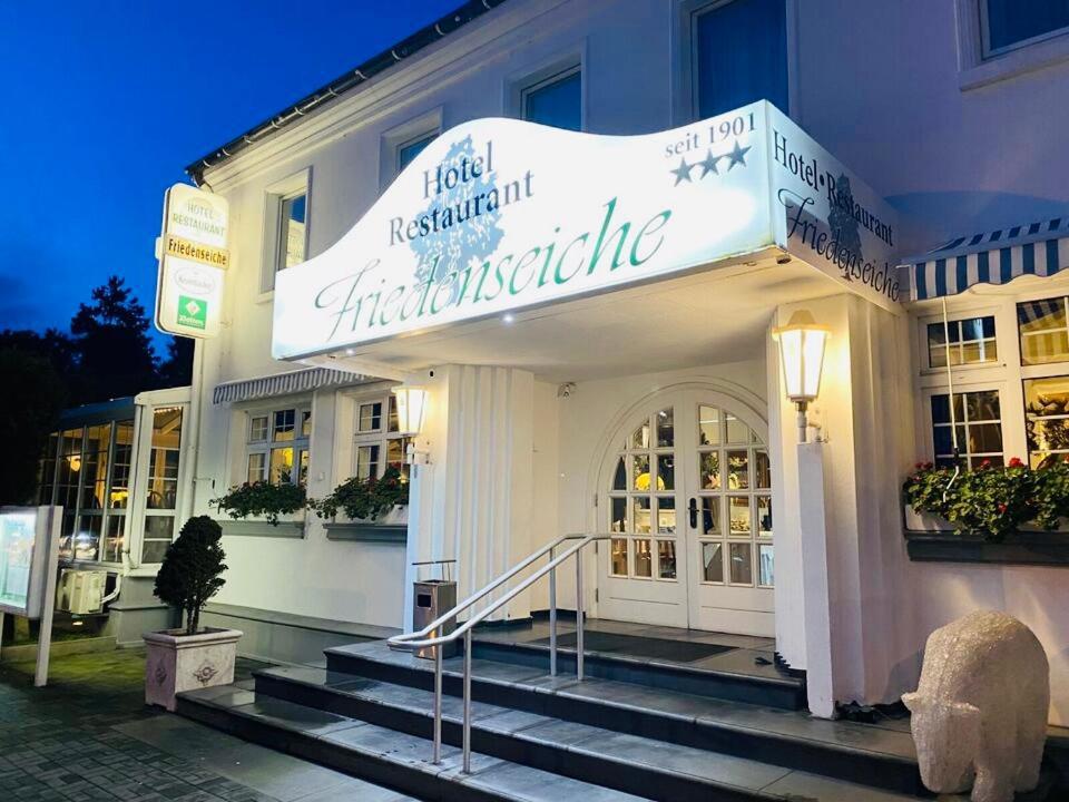 Hotel Friedenseiche ノイキルヒェン・フイン エクステリア 写真